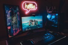 How to Choose the Right Gaming Monitor for Competitive Play